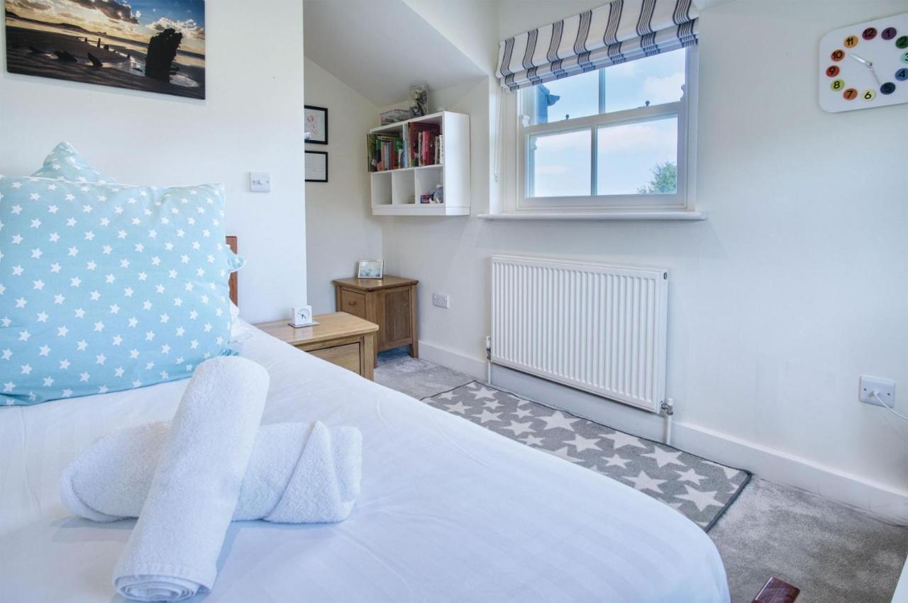 Dollars Cottage - 4 Bedroom Cottage - Llangennith Εξωτερικό φωτογραφία
